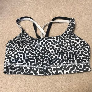 Lululemon sports bra